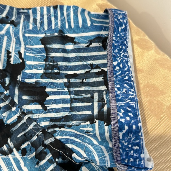 Robert Graham Waylon Short Sleeve Woven Shirt - Picture 8 of 15